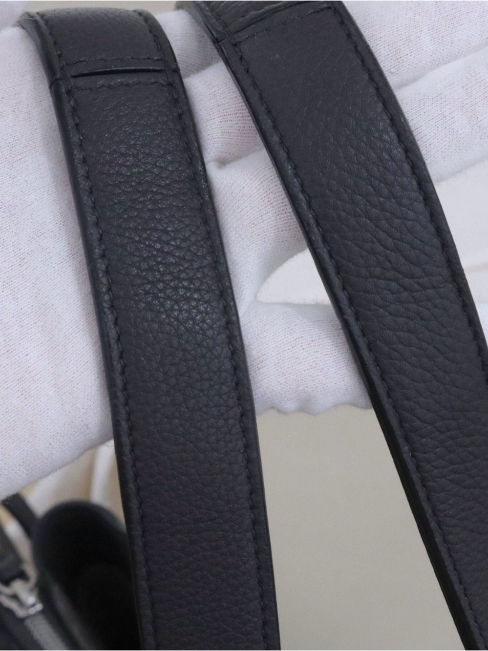 Celine Black Leather Shoulder Tote - Picture 7 of 8